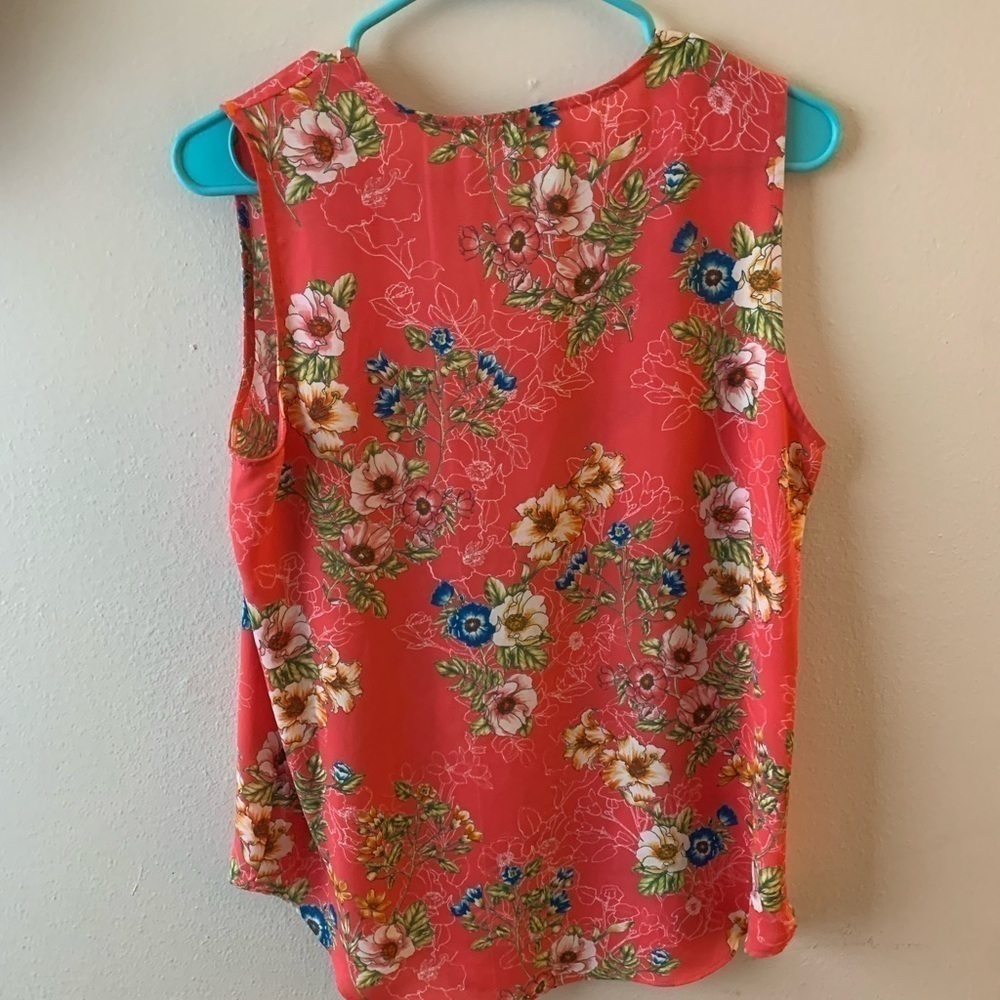 Rose & Olive Floral Sleeveless Blouse Size S - Picture 6 of 7